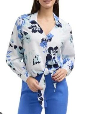 NEW! Ellen Tracy Tie-front Blouse